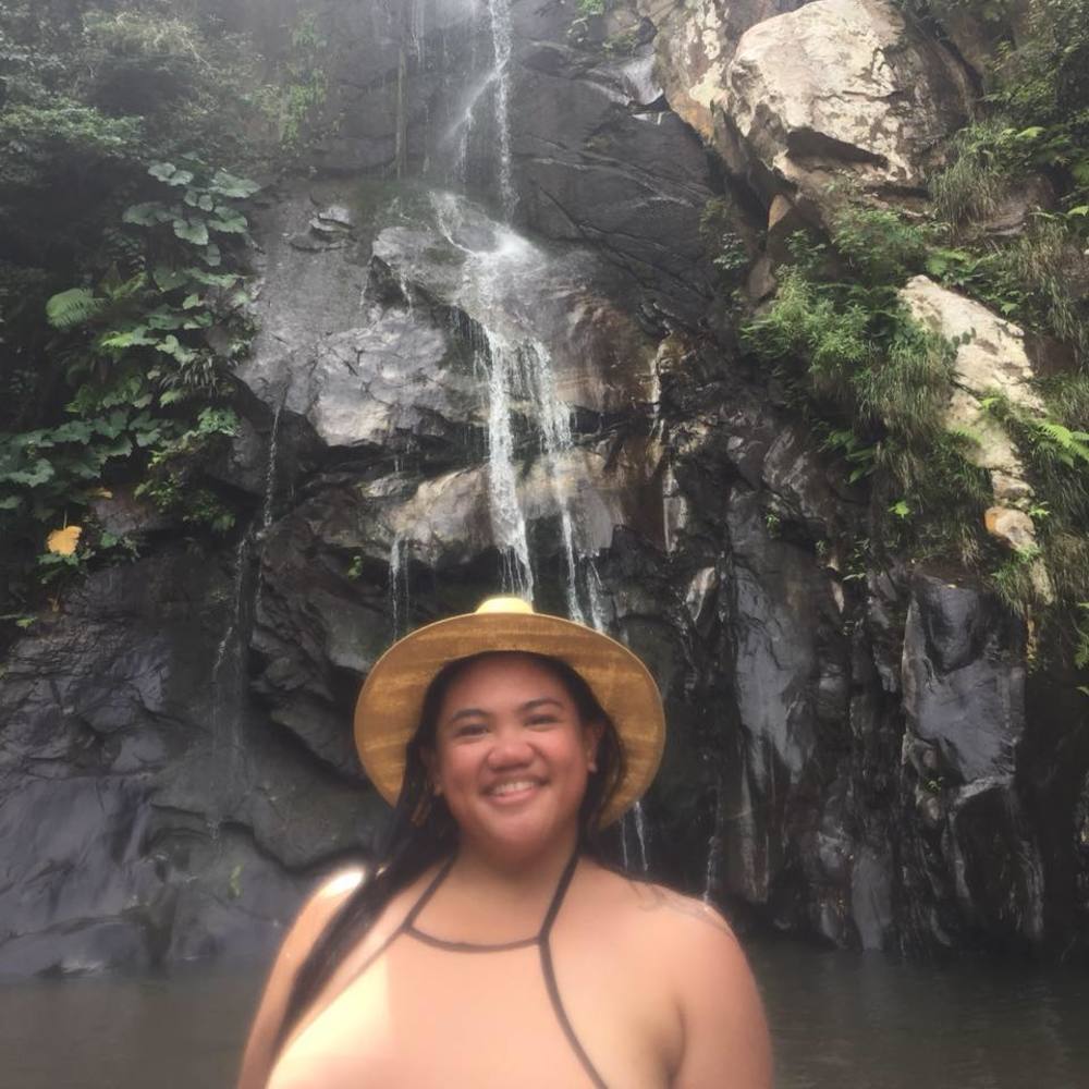 Meet your Posher, Leila